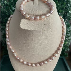 Authentic freshwater pearls necklace and bracelet set. Biwa/oval pink pearls.